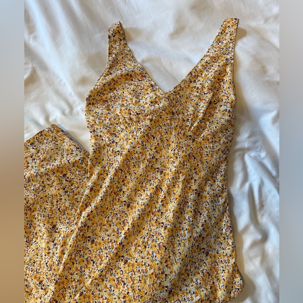 Abercrombie & Fitch Floral Midi Dress